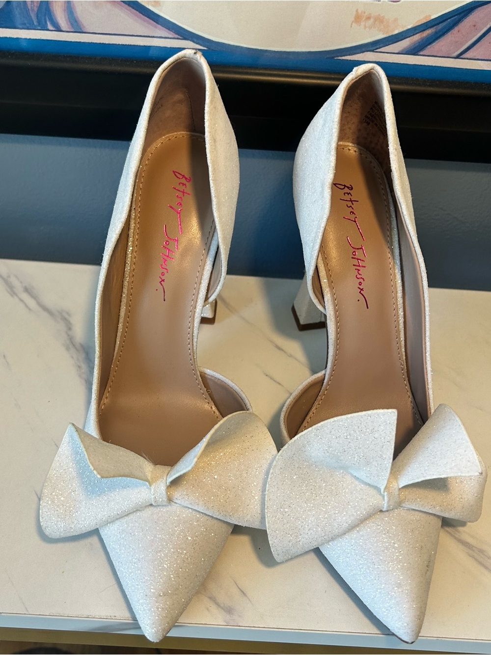 Betsey Johnson Nobble Ivory Glitter Heels With Bow - Picture 2 of 13